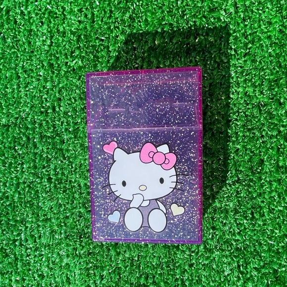 Hello Kitty glow in the dark jet lighte r and hello kitty cigarette case - Picture 4 of 7